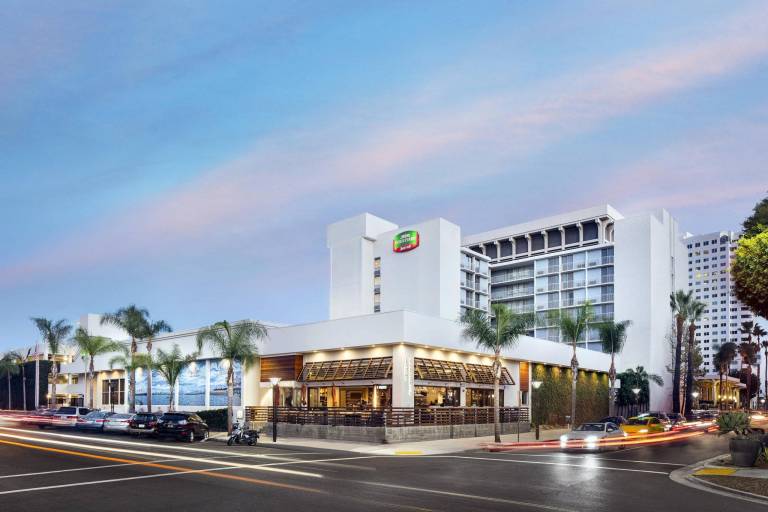 Courtyard by Marriott Long Beach Downtown in Long Beach, CA