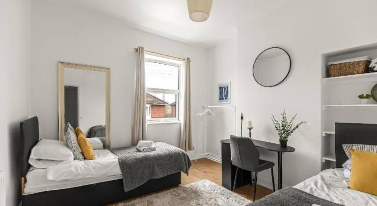 Vacation home | Next to National Railway Museum | Pet-friendly in York