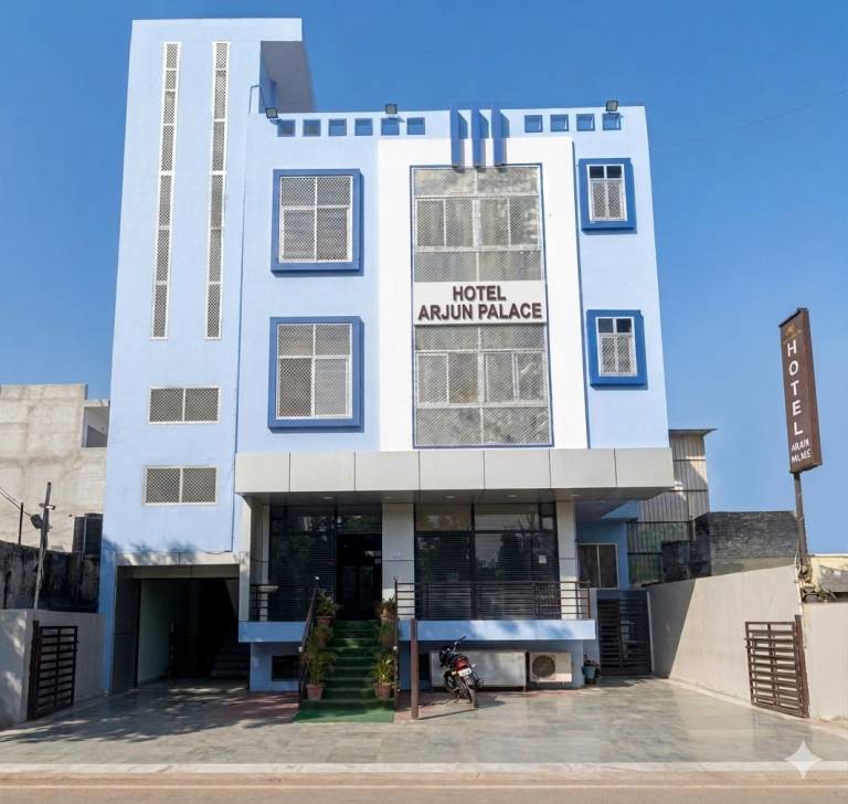 Hotel Arjun Palace Mansarovar Rajat Path