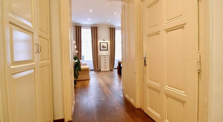 Apartment | Next to Vienna City Hall — photo 3