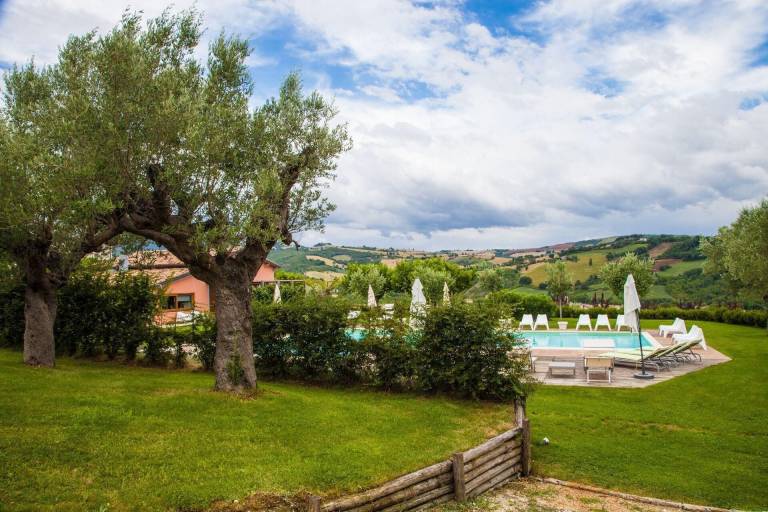 Agriturismo  Fossombrone