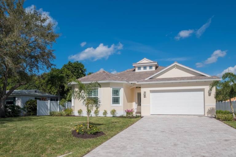 Villa Pelican Bay