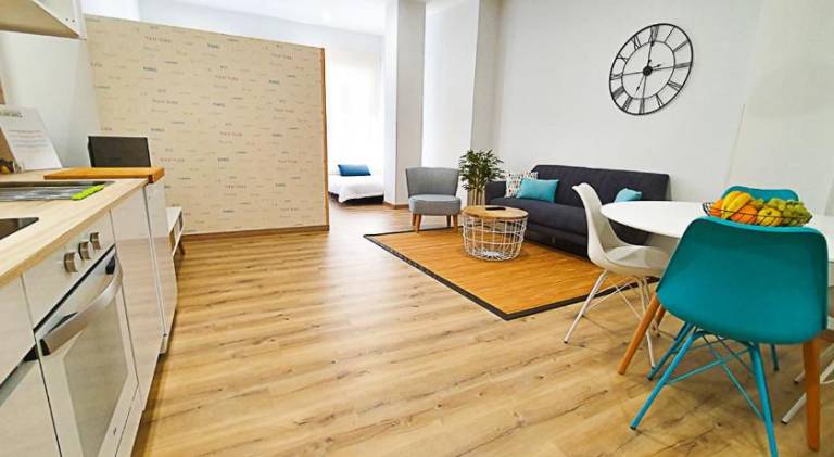 Apartment with patio | Pets allowed — photo 5