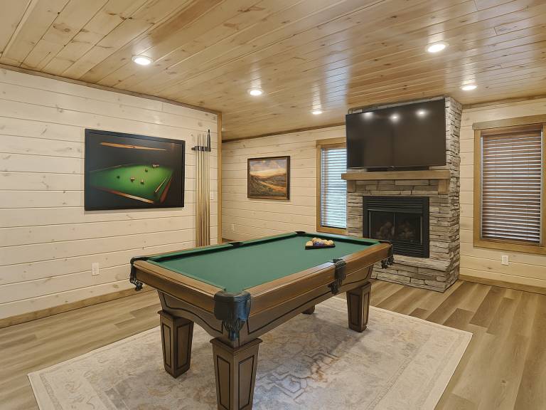534TWISTEDPINEWVNCB - Twisted Pines — photo 3