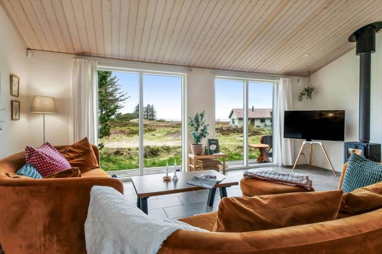 House with BBQ & terrace — photo 4