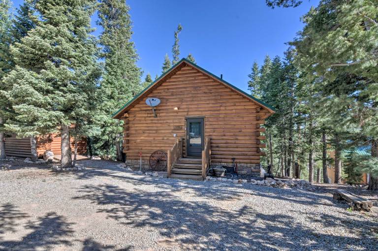 House Duck Creek Village