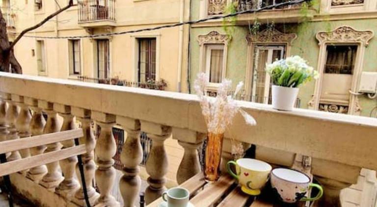 Apartment with hot tub | Close to Sagrada Família | Dogs allowed — photo 2