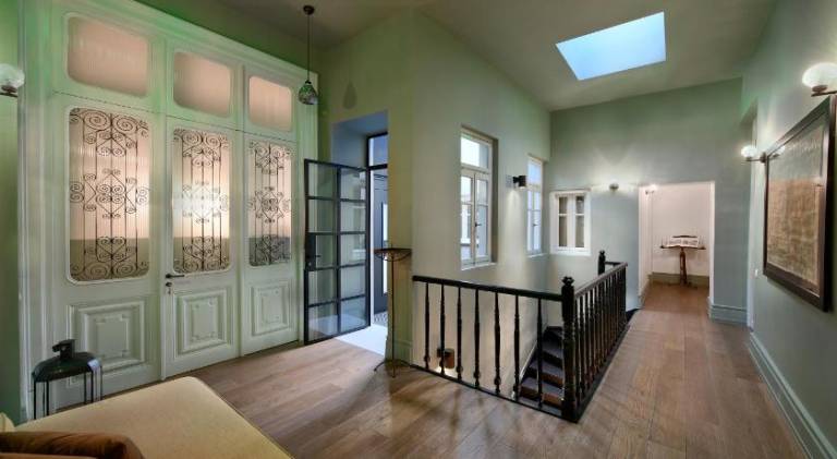 Apartment with patio | Near Acropolis of Athens — photo 4