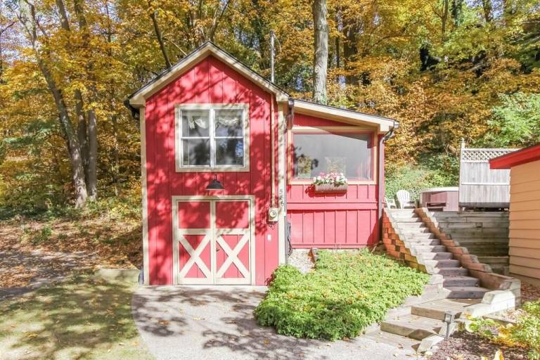 Cabin Saugatuck
