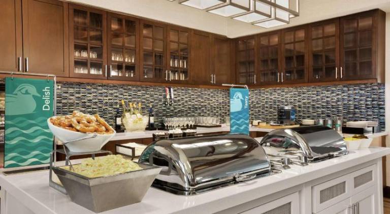 Homewood Suites by Hilton Kansas City - Airport — photo 5