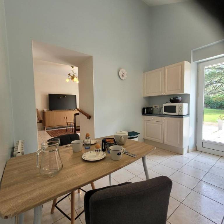 Gite with terrace, garden & barbecue — photo 4
