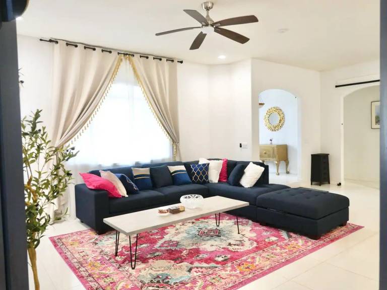 House Leilani Estates