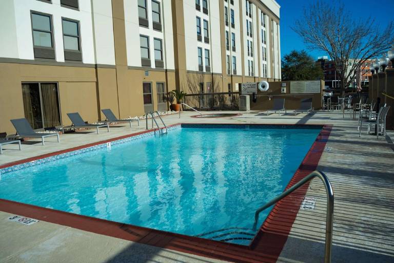 Hampton Inn Beaumont — photo 4