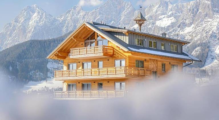 Serviced apartment with terrace & garden | Close to the ski | Pet-friendly in Ramsau am Dachstein