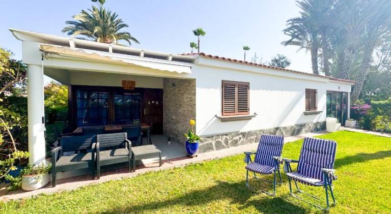 House with patio, BBQ & private pool | Pet-friendly in San Bartolomé de Tirajana