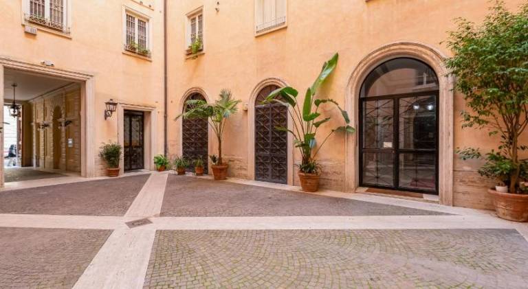 The heart of Rome Luxury house — photo 4