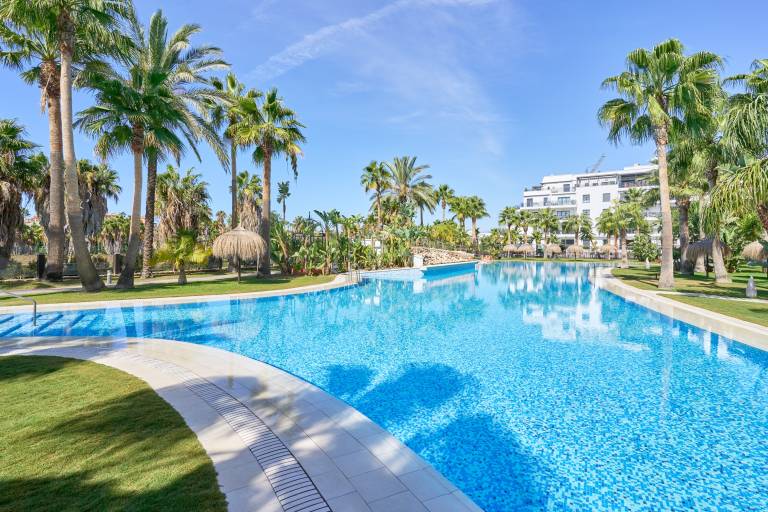 Apartment 'Paraiso Tropical' with Sea View, Wi-Fi and Air Conditioning in Granada
