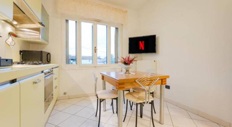 Holiday apartment with 2 rooms for 5 persons in Padova