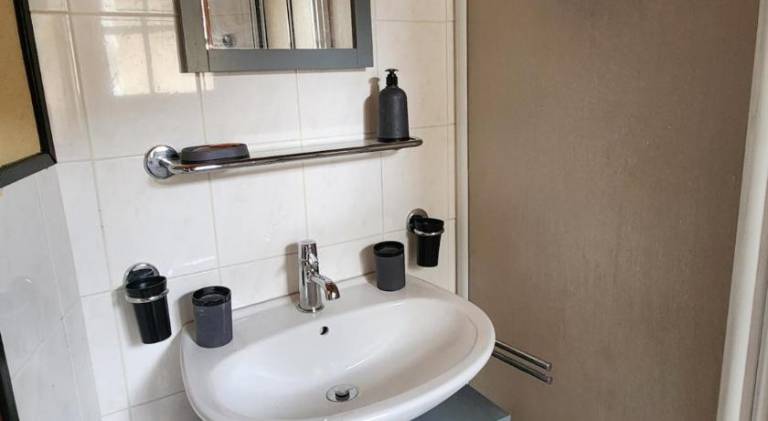 House with 2 rooms for 4 persons — photo 2