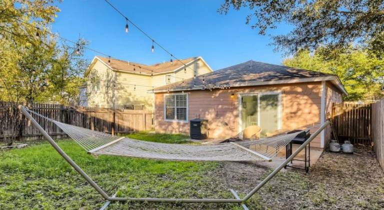 House | Suitable for remote work | Pets allowed — photo 4