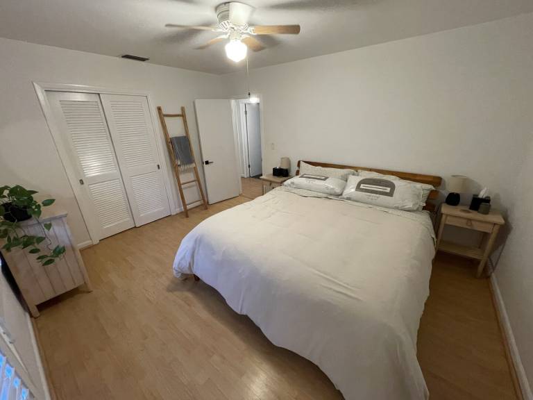 House with patio & yard in Clearwater Beach, FL