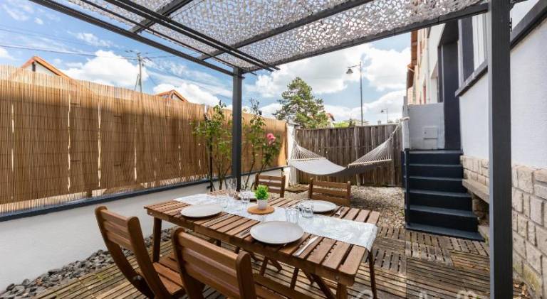 Amazonia Loft by Escale-Marne • M8 Eiffel Tower — photo 5