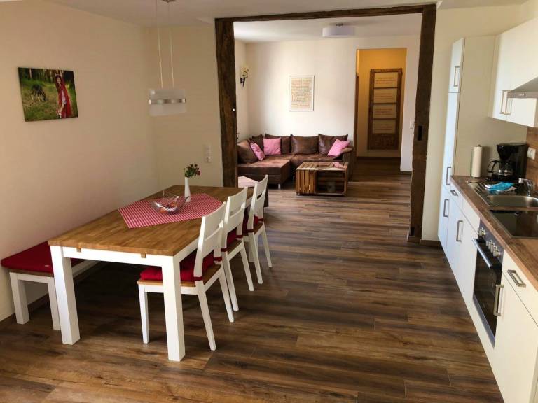 Rental apartment with barbeque, garden & patio — photo 4
