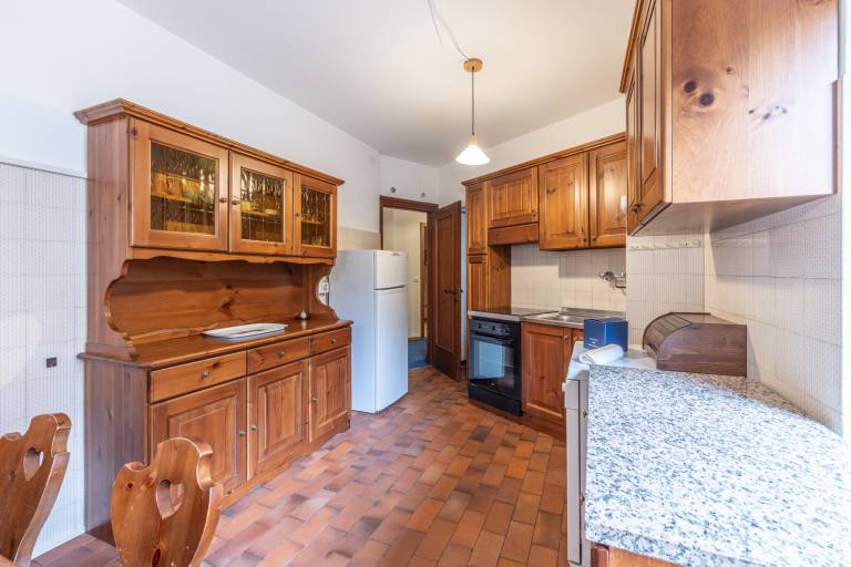 Family-oriented charming apartment | Mountain view | Ski nearby | Suitable for remote work | Dogs allowed — photo 2