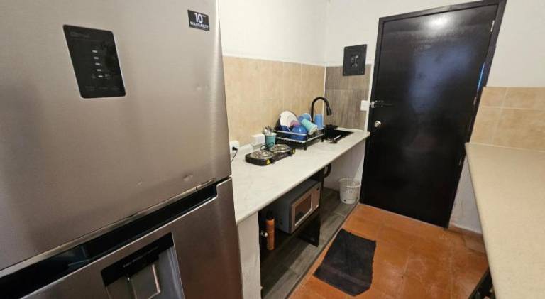 Habitacion centrica con bano privado — photo 2