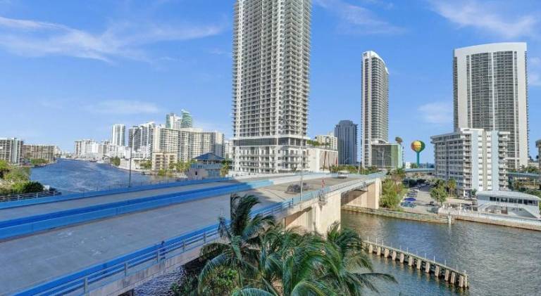 Rental apartment with pool | Next to the beach | Pets are welcome — photo 4