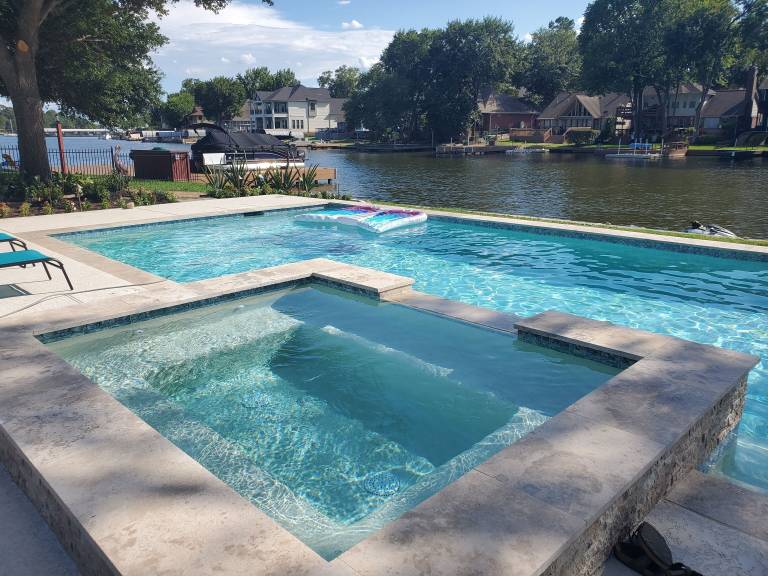 House Lake Conroe