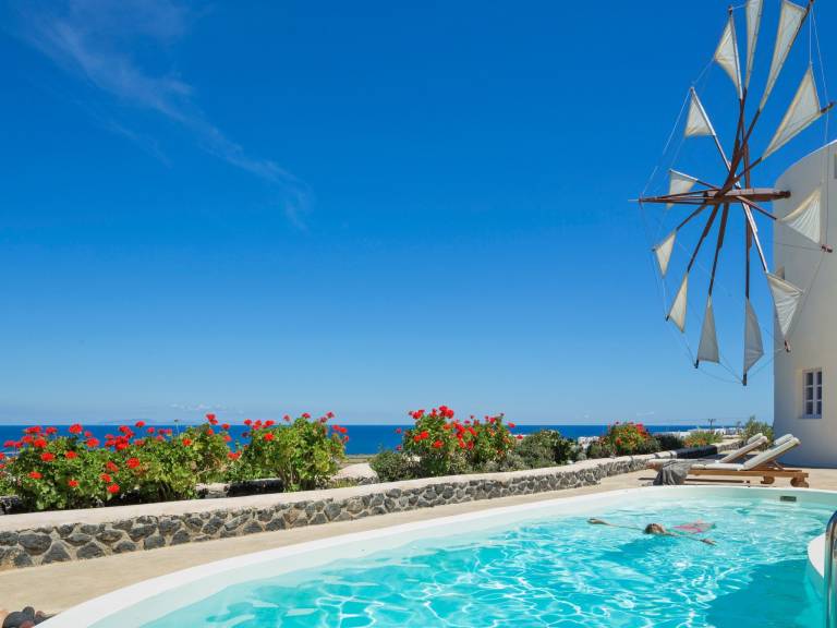 Ferienhaus mit Pool in Santorin f&uuml;r max. 5 Personen