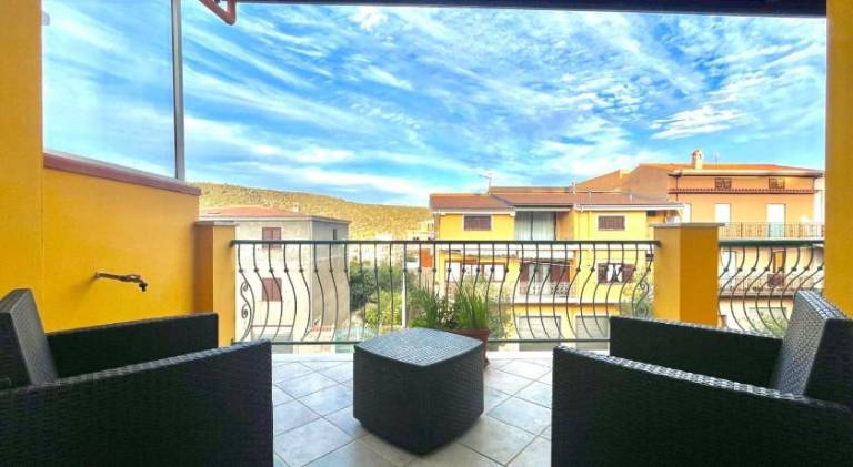 Family-friendly lovely apartment with barbeque, terrace & yard | Pet-friendly in Bari Sardo