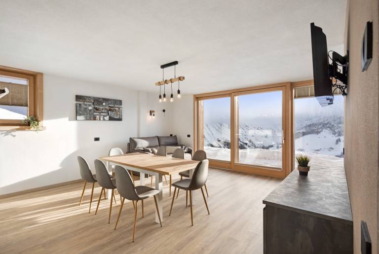 Chalet 'Plaz' with Mountain Views, Private Garden and Wi-Fi — photo 2