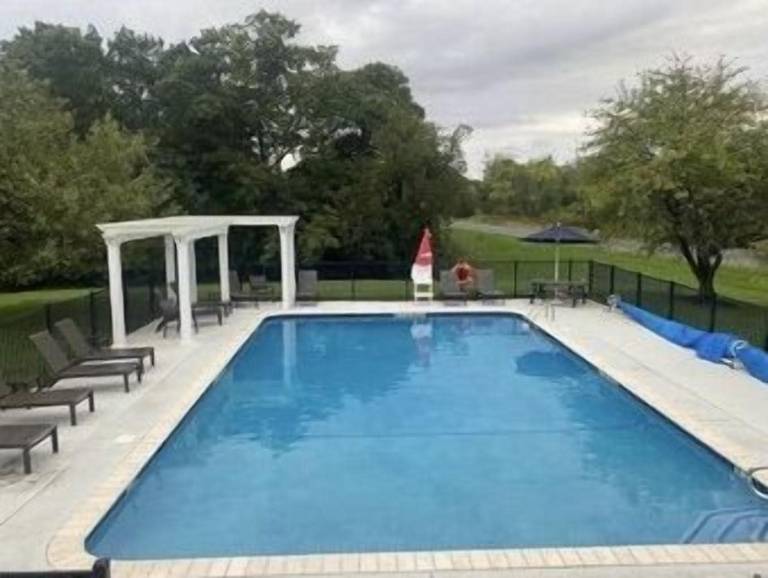 House  Coxsackie