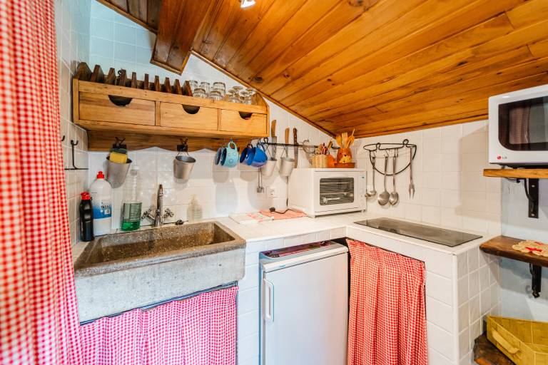 Vacation home with barbecue & garden | Mountain view — photo 4