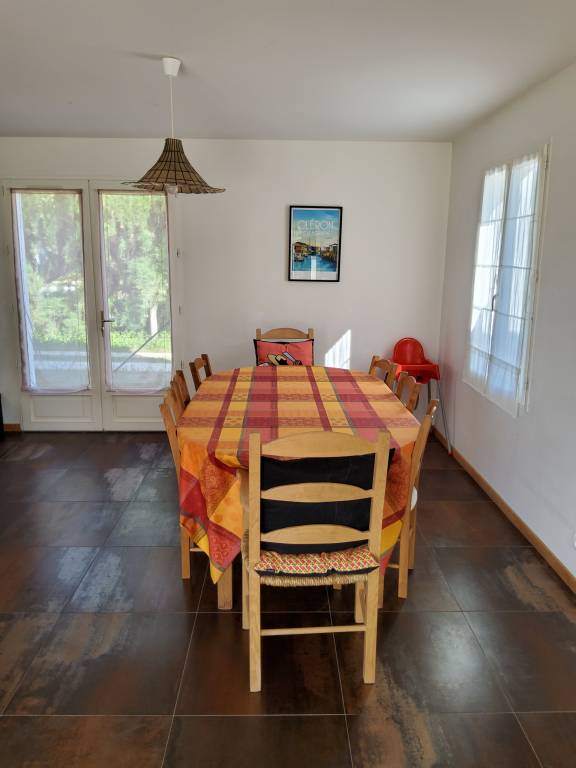Villa with patio, yard & barbecue — photo 4