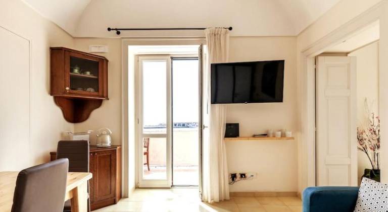 Apartment with 2 rooms for 4 persons — photo 2