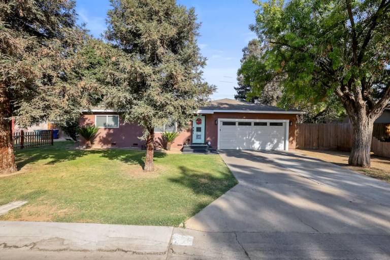 House  Tulare