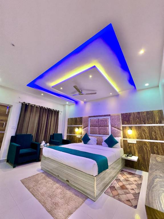The White Rain Hotel