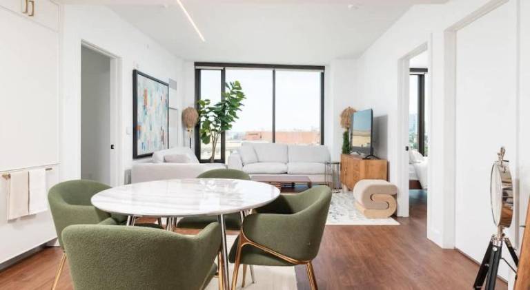 Lovely holiday apartment | Next to Freedom Trail | Pets allowed in Cambridge, ON