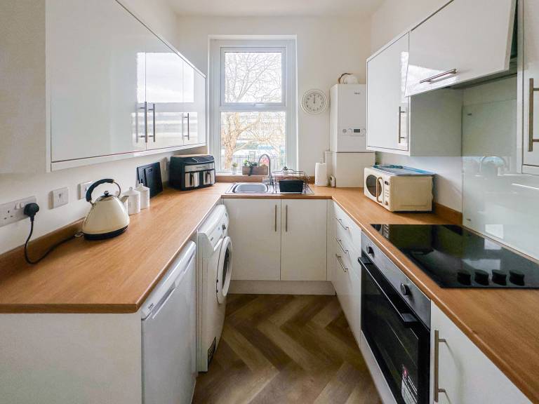Family-oriented beautiful apartment | River view | Close to the beach | Pets allowed — photo 4