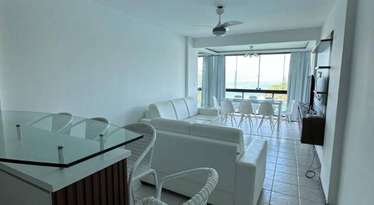 Apartment with pool — photo 4