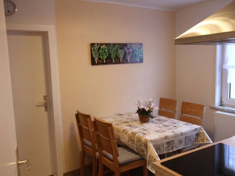 Julius 2 — photo 3