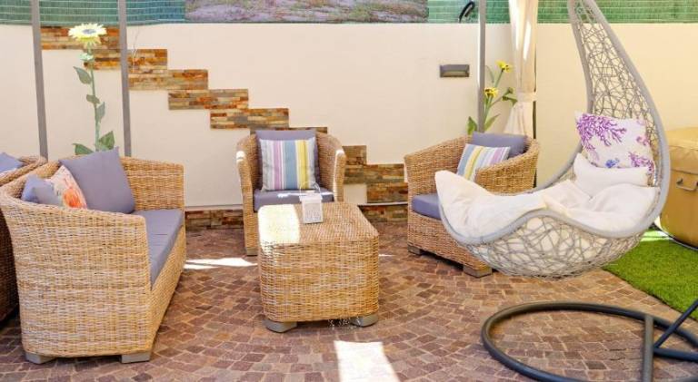 Apartment with patio, garden & BBQ — photo 5