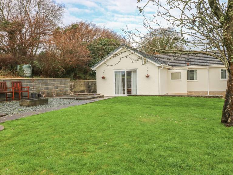 Cottage Pembrey
