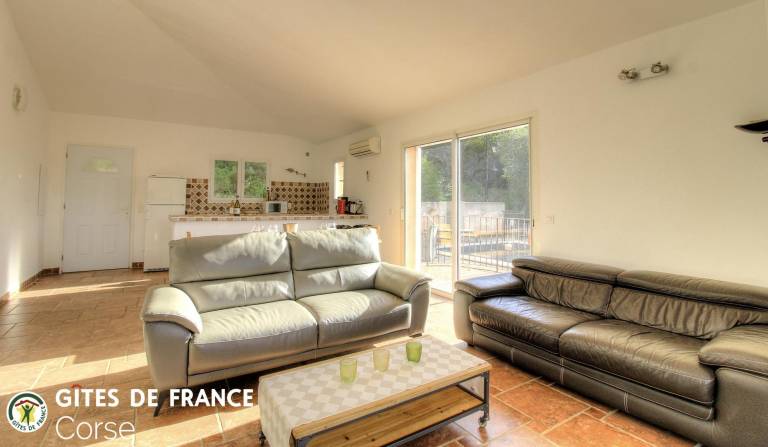 Charming gite with pool, terrace & yard | Mountain view | Pets allowed — photo 5