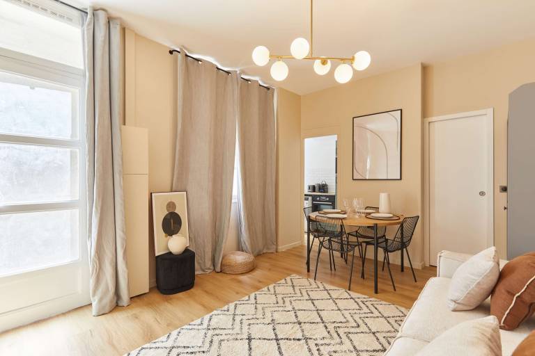 Modern Suite Paris 16th District Seine riverbank