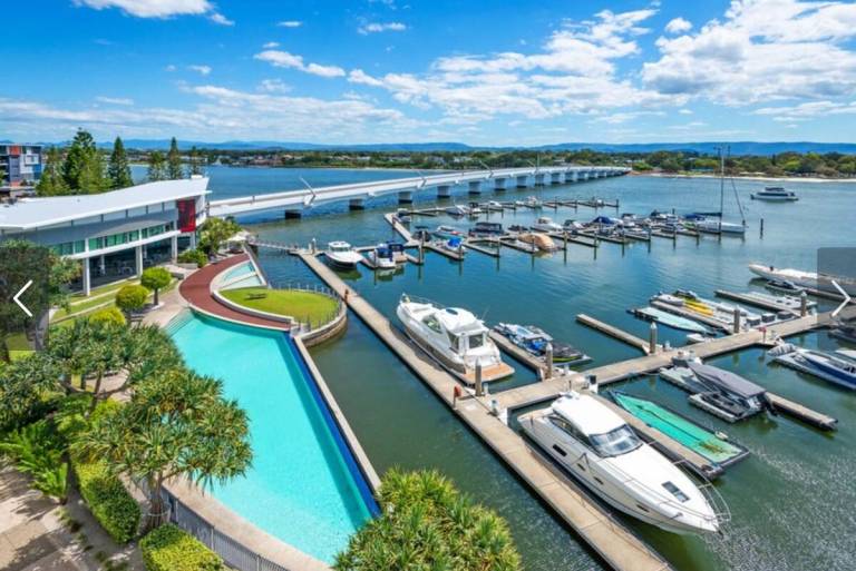 Apartment Hope Island