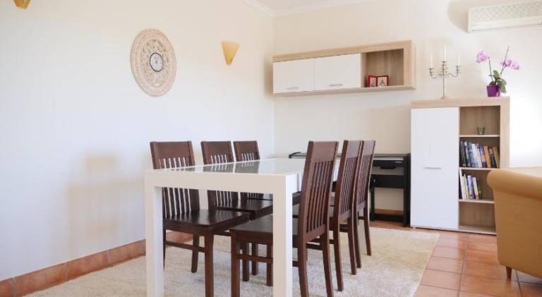 Large Penthouse Near Porto de Mos Beach With Magnificent Views In Lagos — photo 5